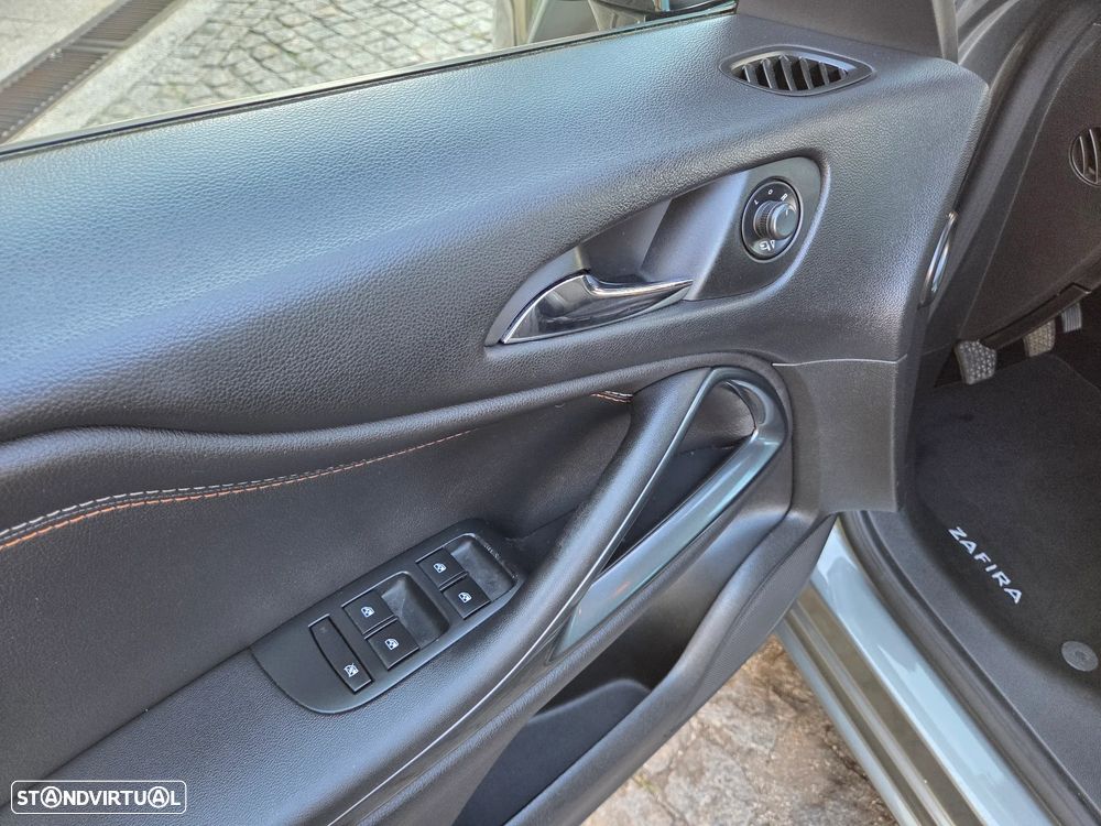Opel Zafira 1.6 CDTi Innovation S/S - 23