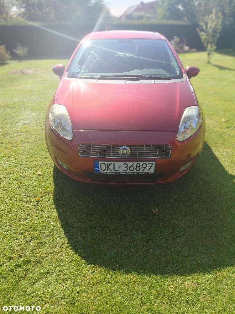 Fiat Grande Punto 2006 photo 3