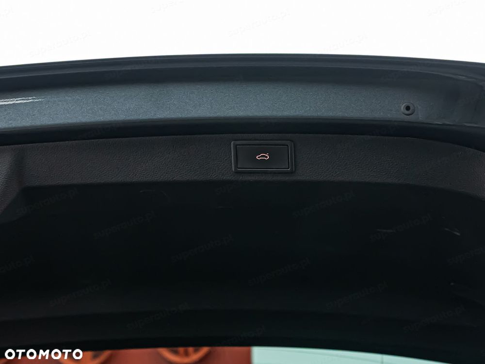 Skoda Karoq 1.5 TSI ACT 4x2 Style DSG - 25