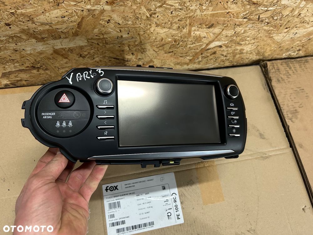 Toyota Yaris III radio ekran wyświetlacz 86140-0D320 - 3