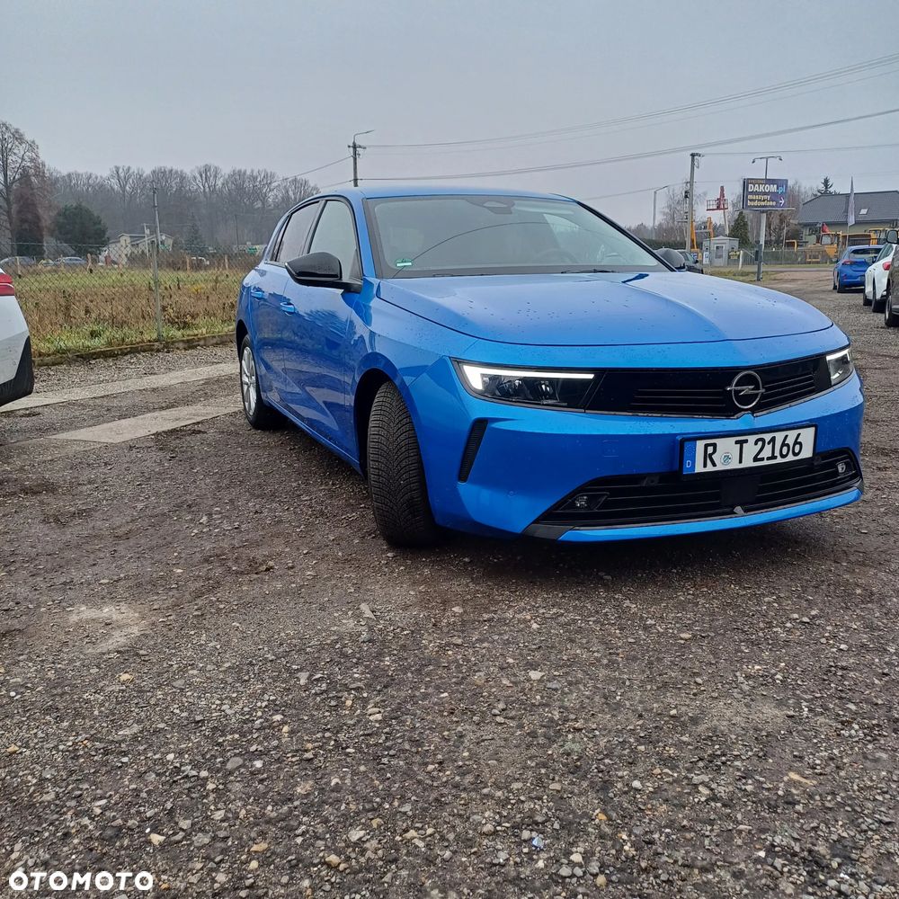 Opel Astra 1.2 T Business Elegance S&S - 3