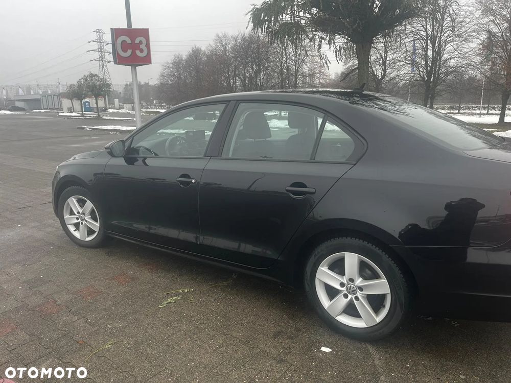 Volkswagen Jetta 1.2 TSI Comfortline - 7
