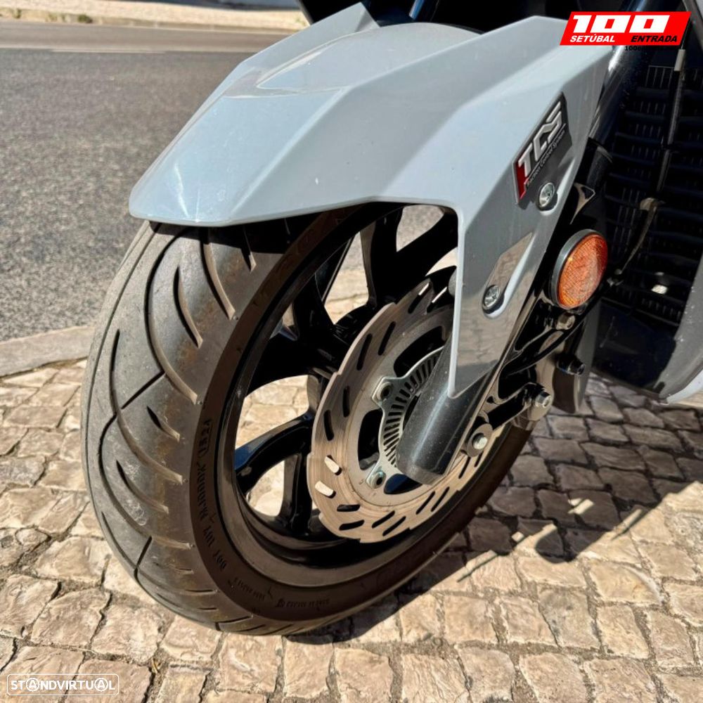 Sym Cruisym 125 - 3