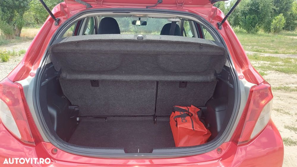 Toyota Yaris - 7
