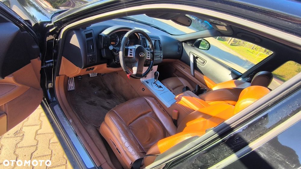 Infiniti FX - 5