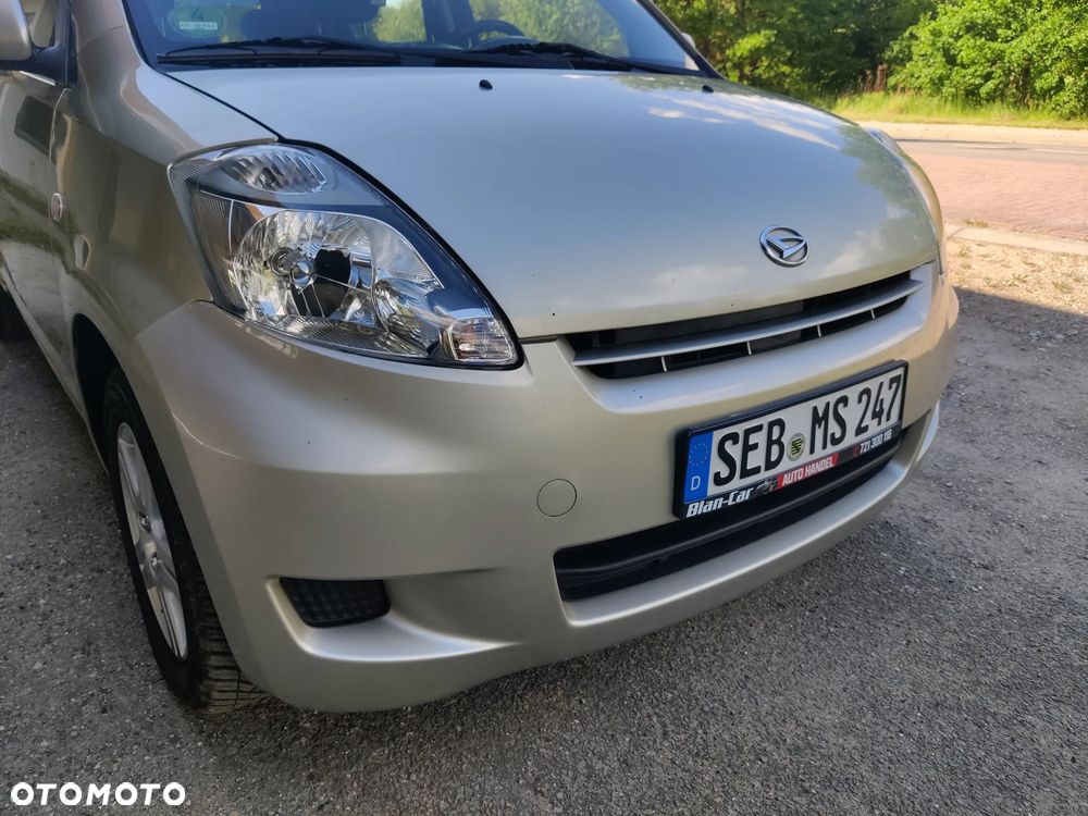 Daihatsu Sirion 1.3 Top S - 12
