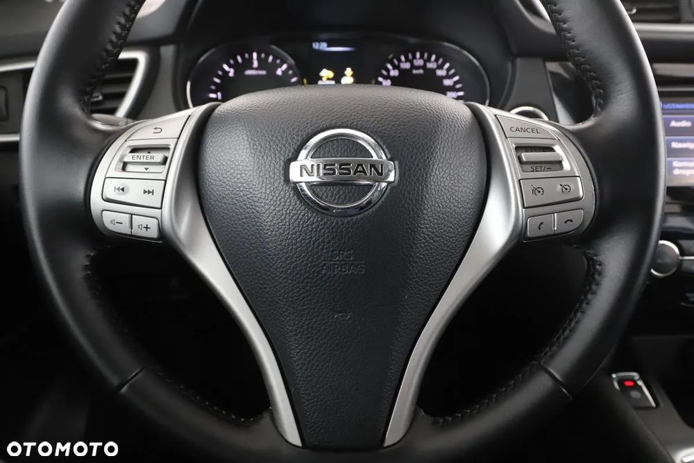 Nissan Qashqai 1.6 dCi DPF tekna - 22