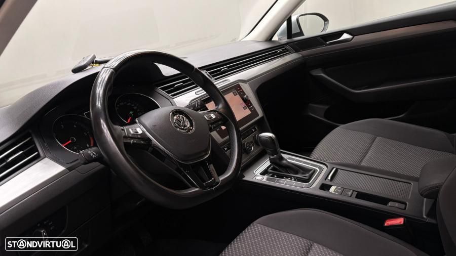 VW Passat Variant 1.6 TDI (BlueMotion ) DSG Trendline - 10