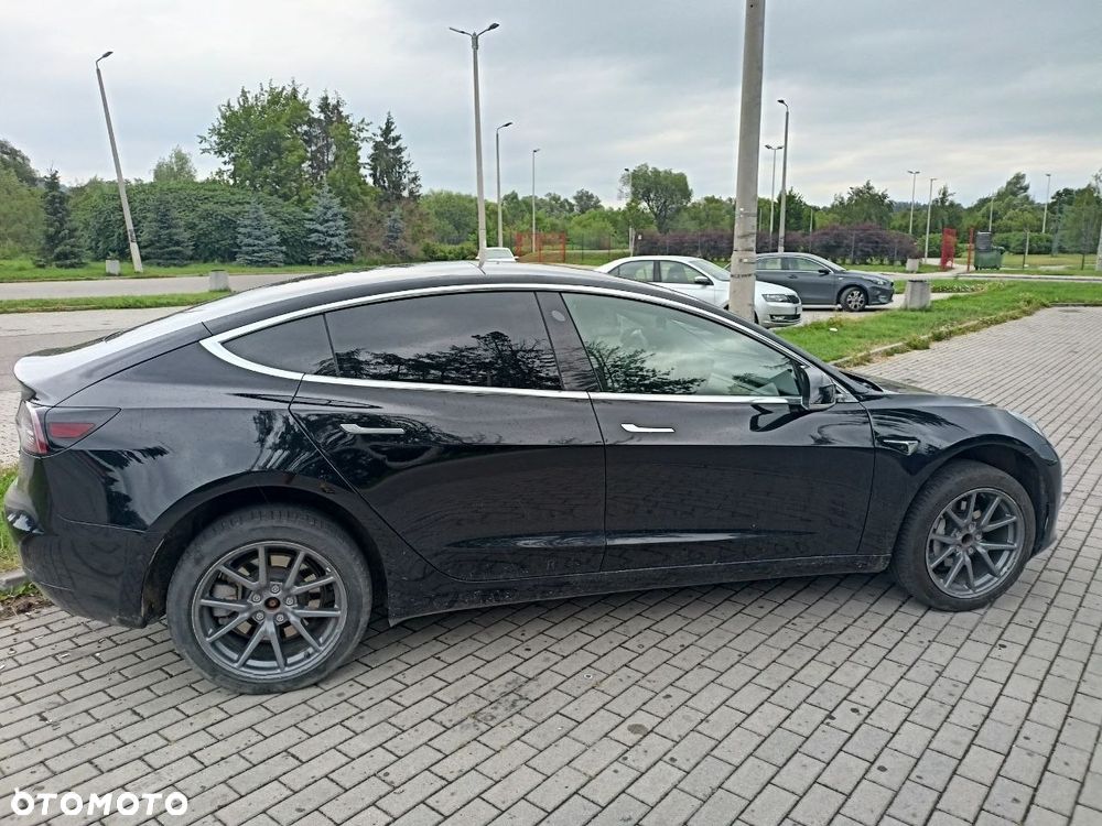 Tesla Model 3 Standard Range Plus - 8