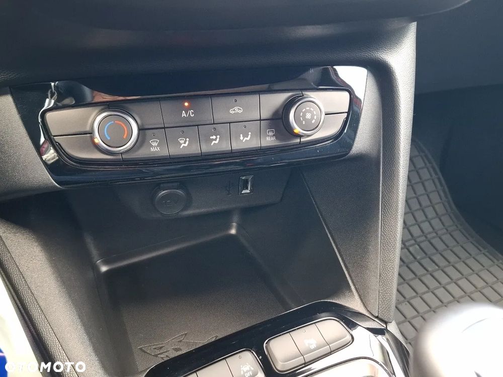 Opel Corsa 1.2 Elegance Business Pack S&S - 23