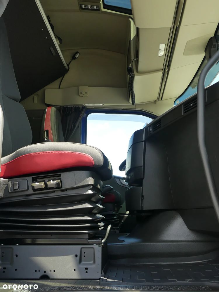 Volvo FH4 460 / EURO 6 / STANDARD / I -SHIFT / ZADBANE / - 22
