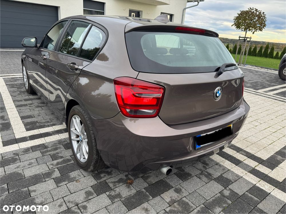 BMW Seria 1 116d - 6