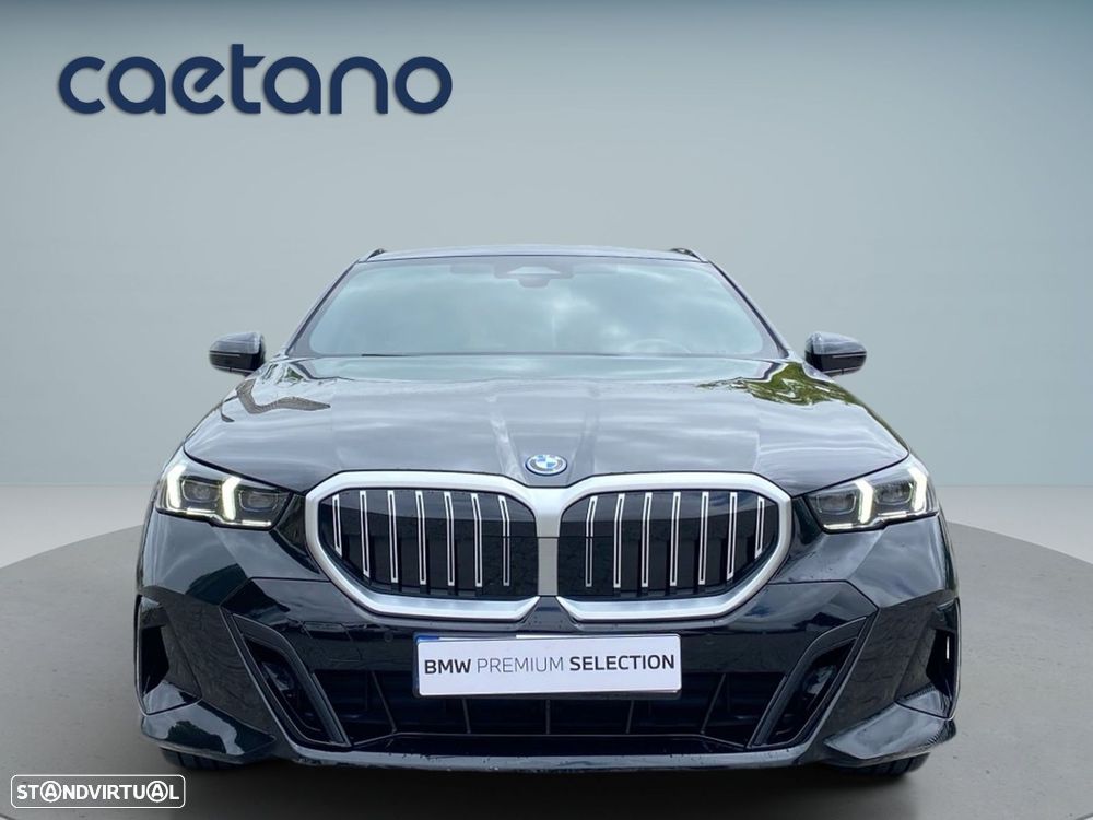 BMW 530 e Pack Desportivo M - 27