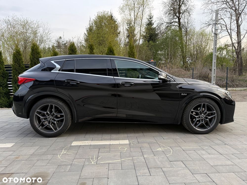 Infiniti Q30 2.2d Sport AWD 7DCT - 17