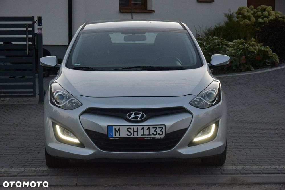 Hyundai i30 1.4 Premium - 3