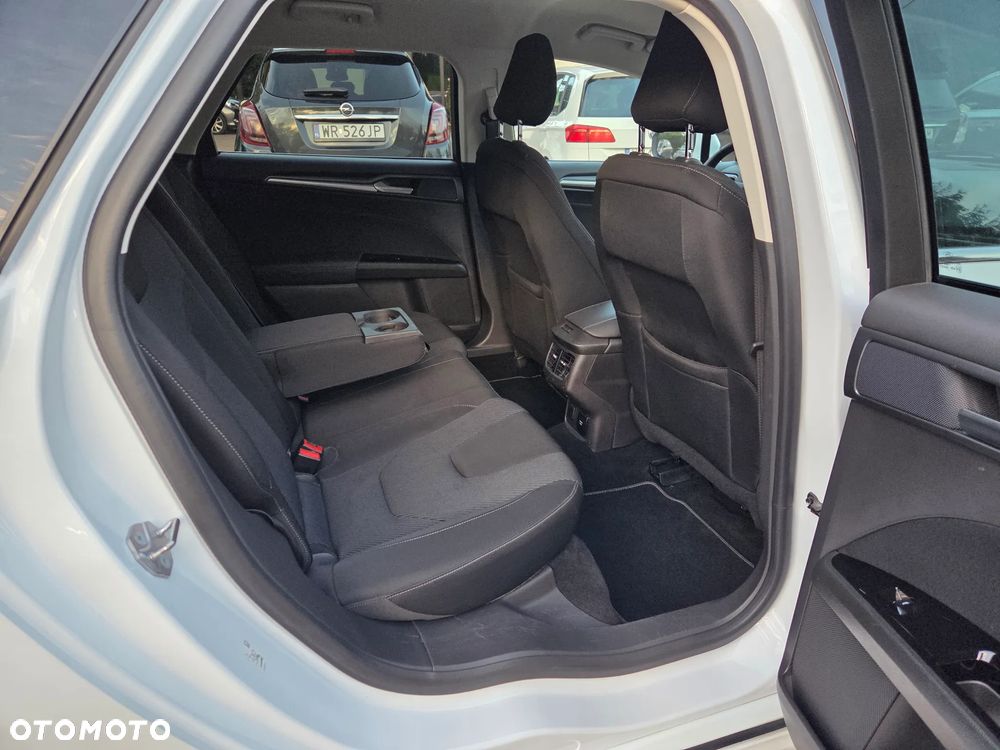 Ford Mondeo 2.0 TDCi Titanium - 22
