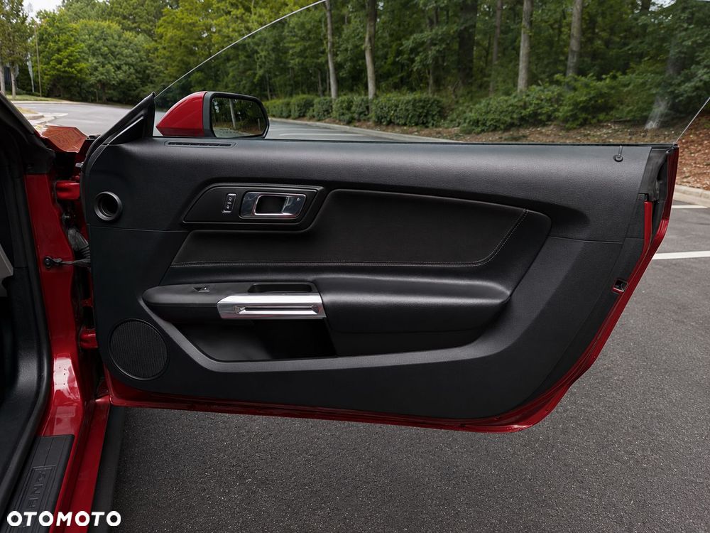 Ford Mustang 3.7 V6 Premium - 14