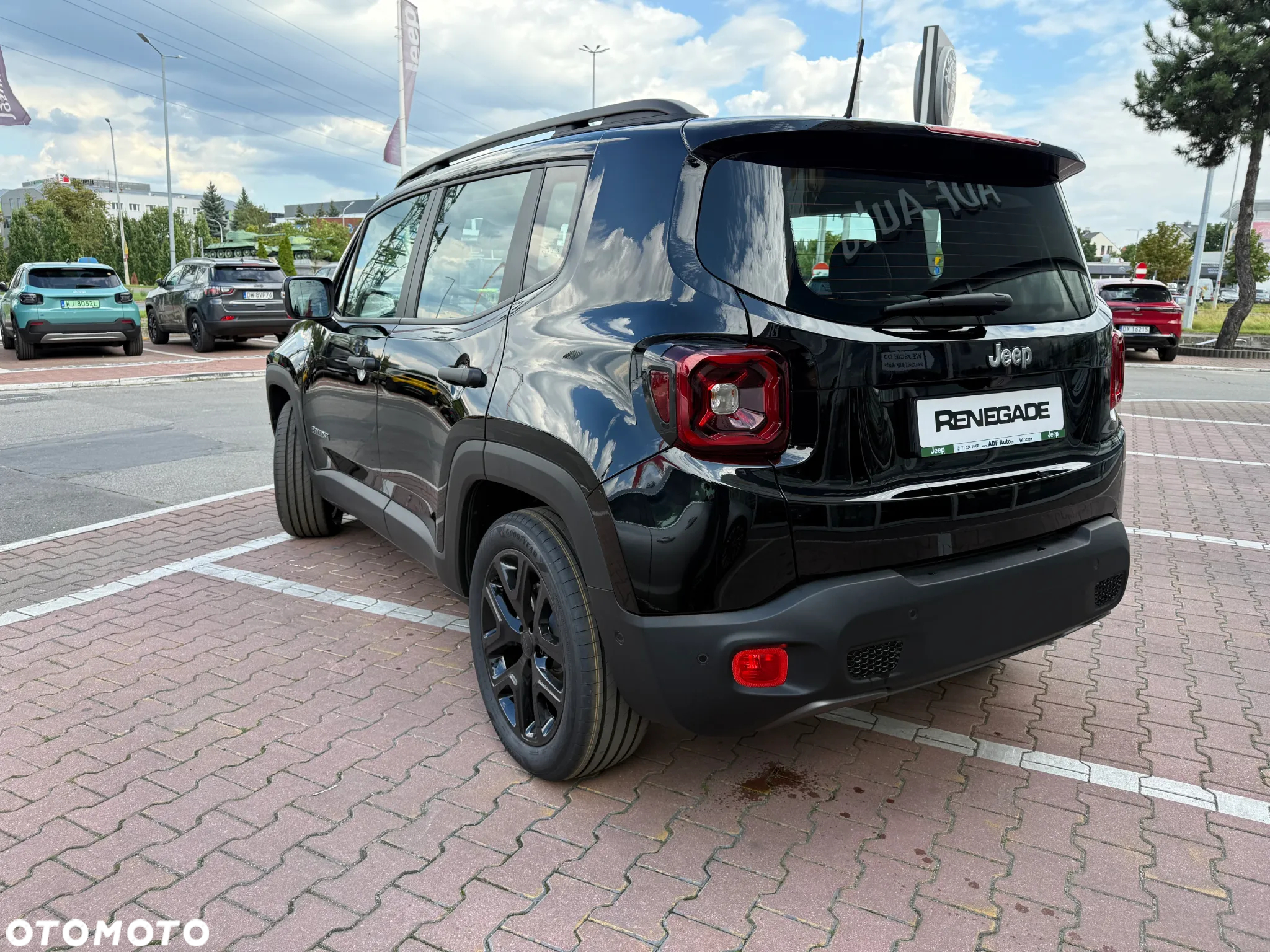 Jeep Renegade 1.5 T4 mHEV Summit FWD S&S DCT - 3