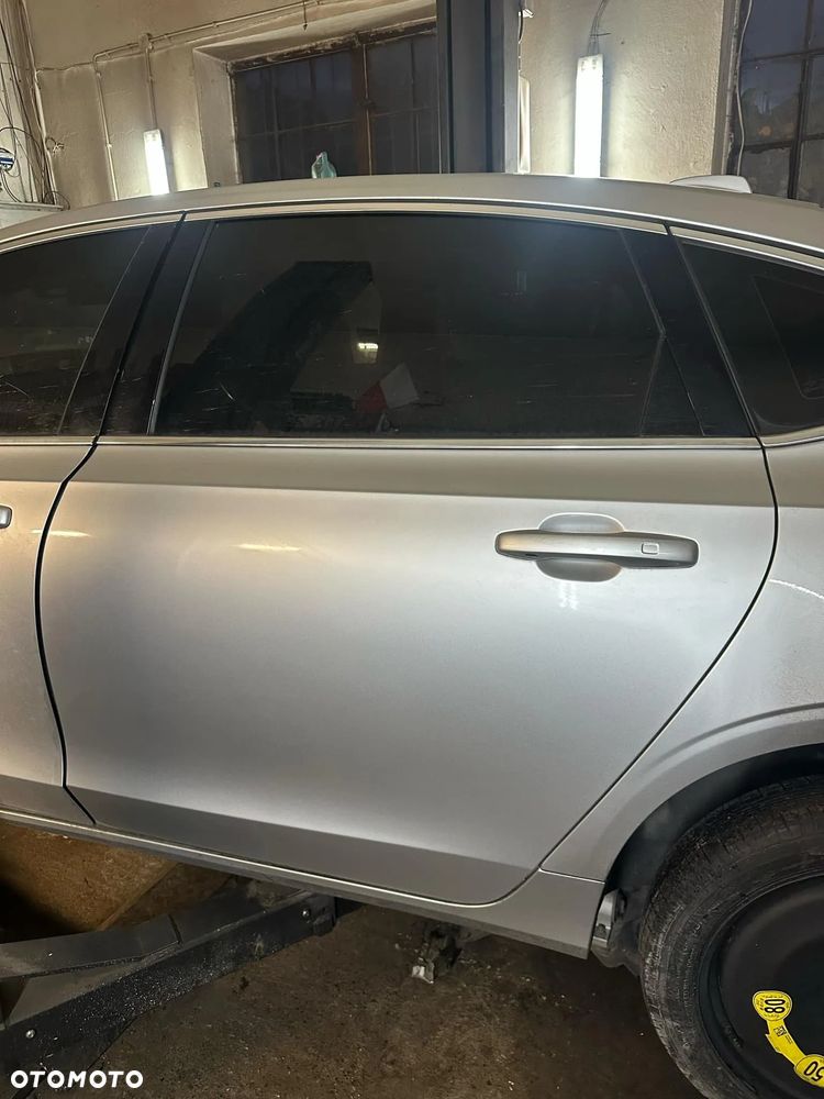 Dzwi tylne  Volvo S90 Wersja Long 711 - 1