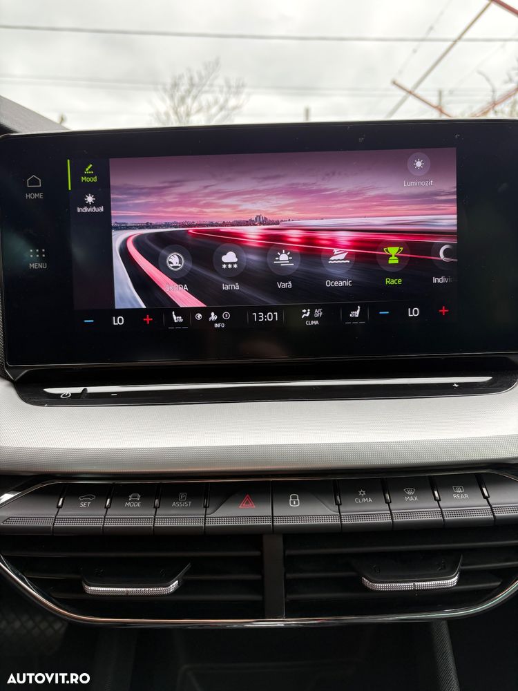 Skoda Octavia 2.0 TDI DSG Style - 23