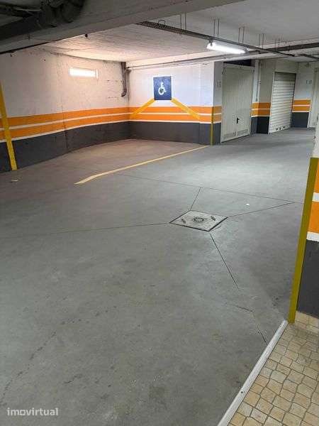 Garagem com 36 m2 - Grande imagem: 3/5