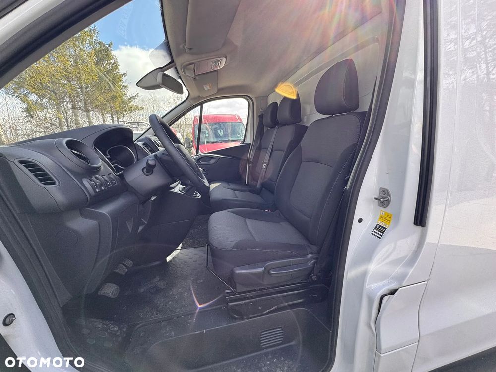 Renault TRAFIC - 37