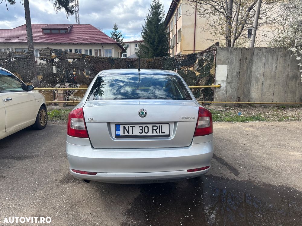 Skoda Octavia 1.6 TDI STYLE - 2