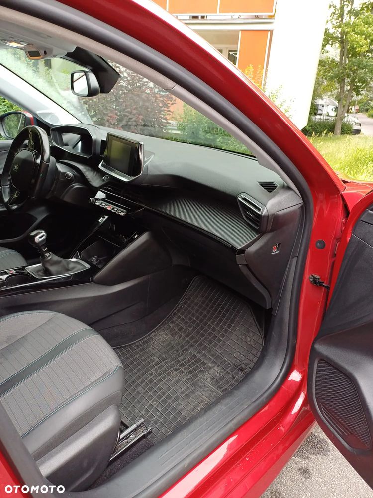 Peugeot 208 1.2 PureTech Allure S&S - 11