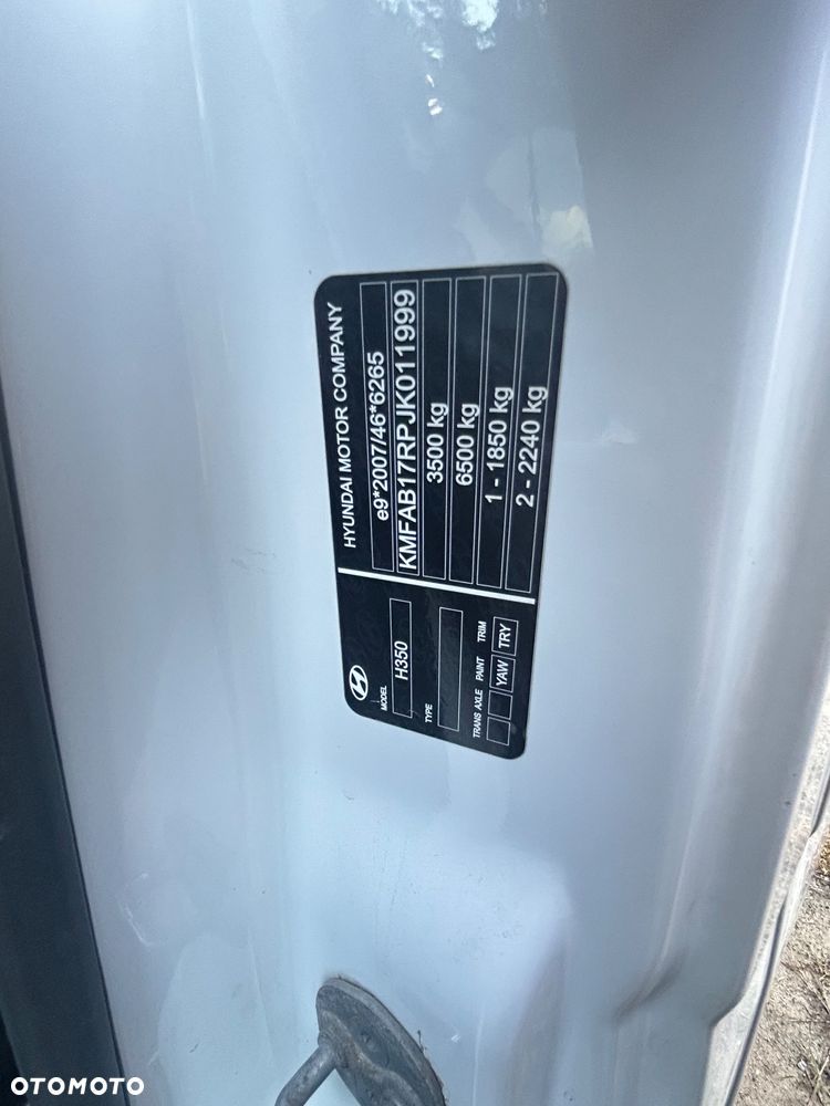 Hyundai H350 - 28