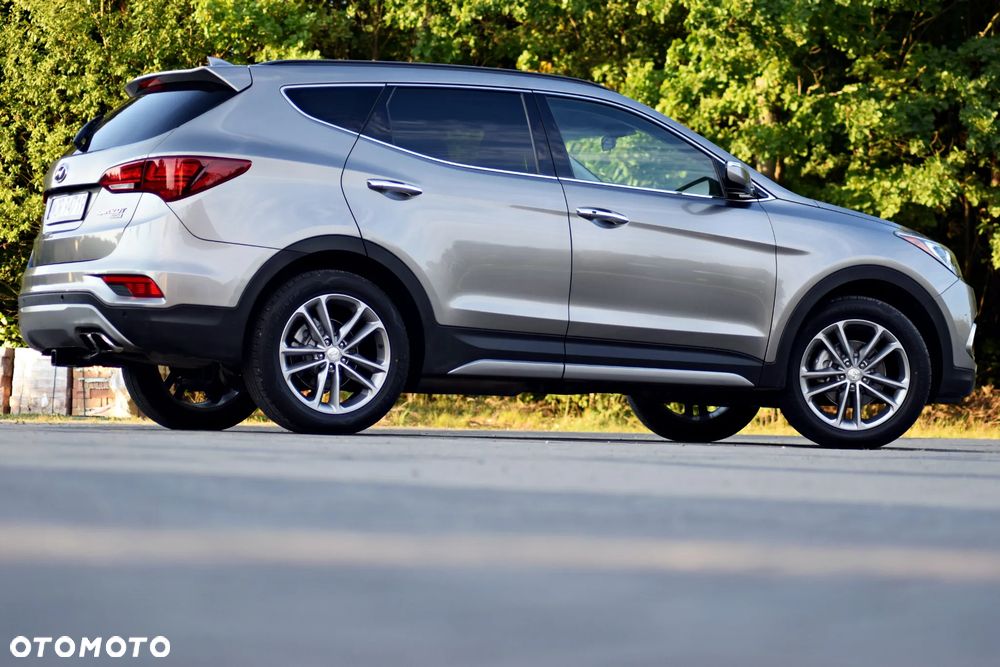 Hyundai Santa Fe 2.0 T Sport Utility - 2