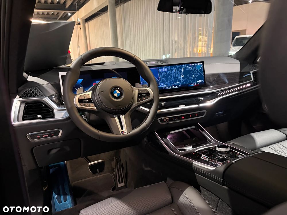 BMW X7 - 12