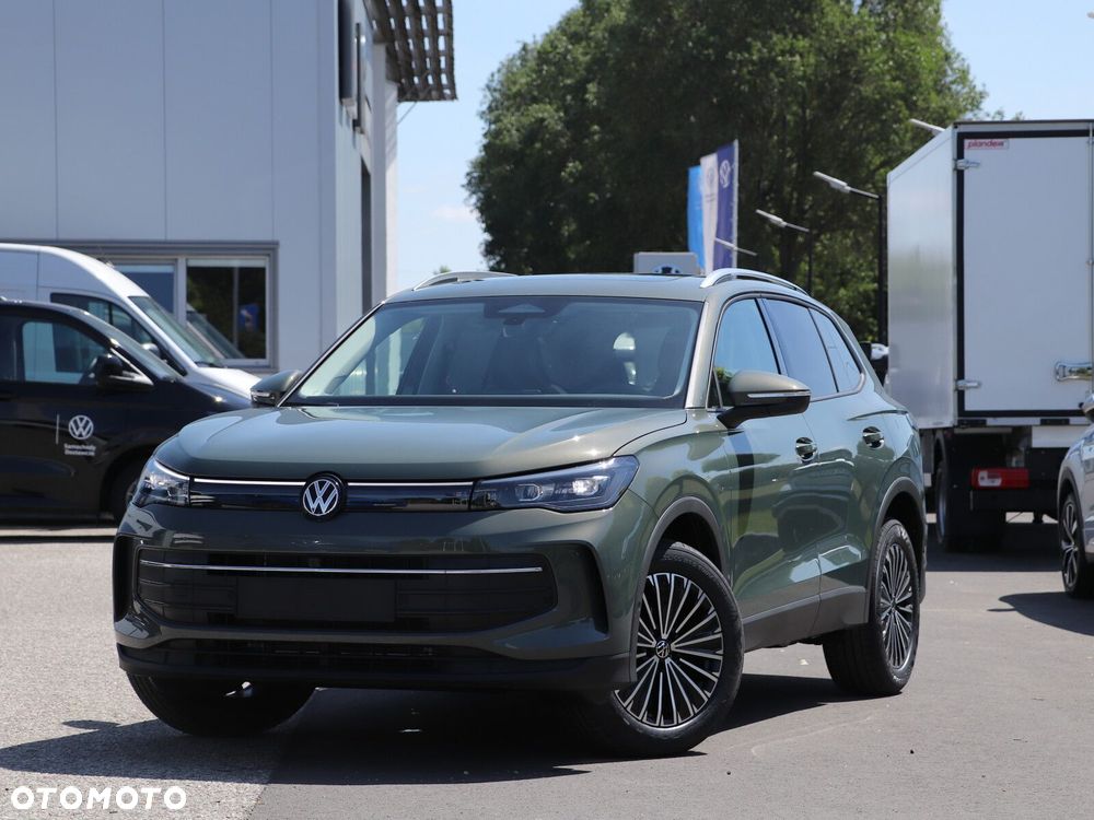Volkswagen Tiguan - 9