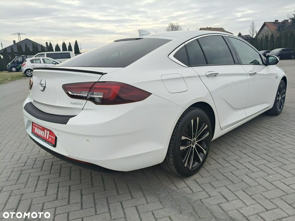 Opel Insignia - 13
