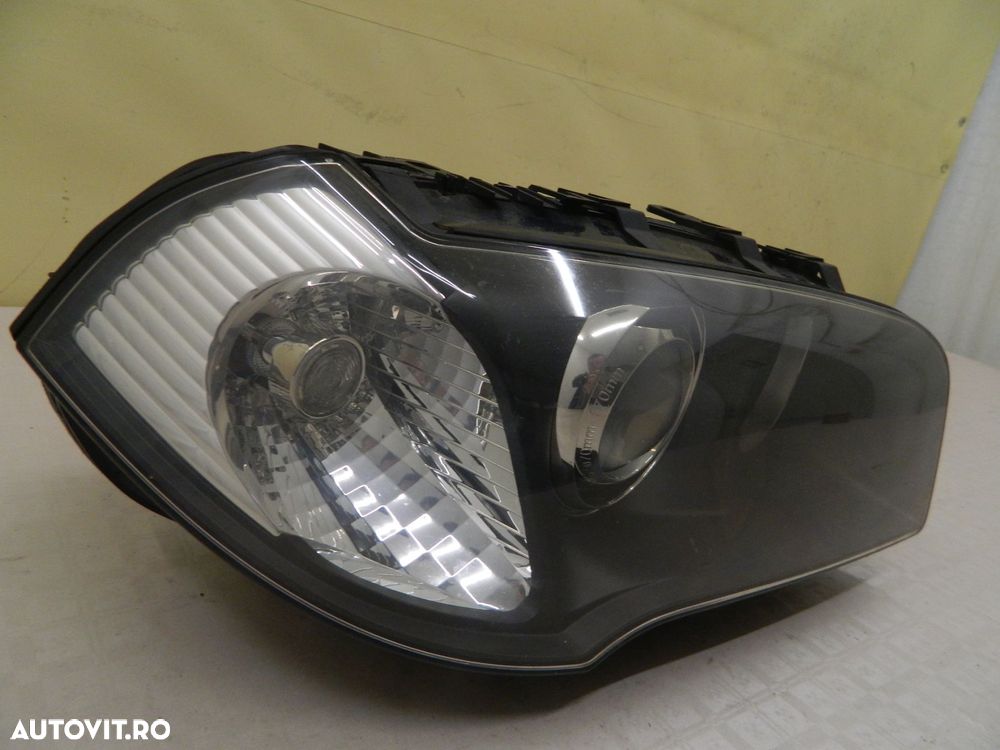Far dreapta BMW X3 E83 Bi-Xenon adaptiv ( Dynamic), 2003, 2004, 2005, 2006. - 4