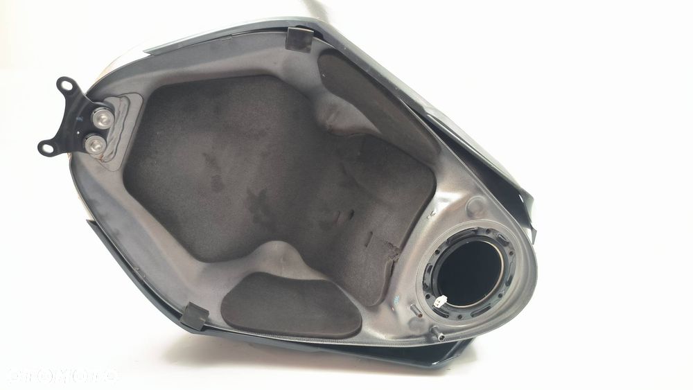 Zbiornik paliwa Triumph Street Triple 765 RS 2020r. - 5