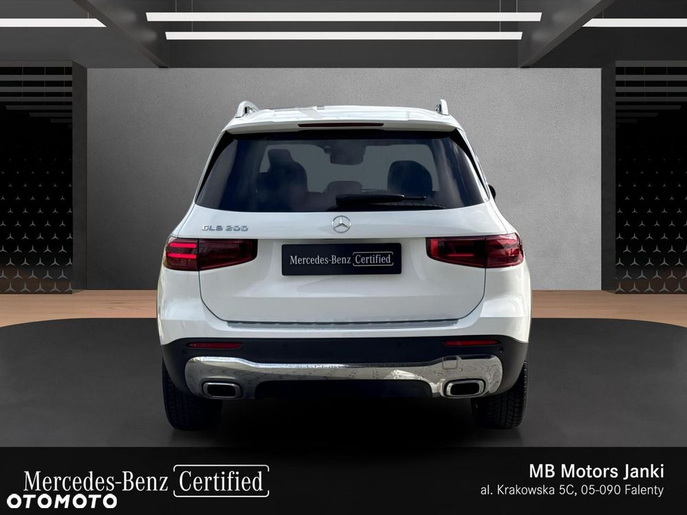 Mercedes-Benz GLB - 6