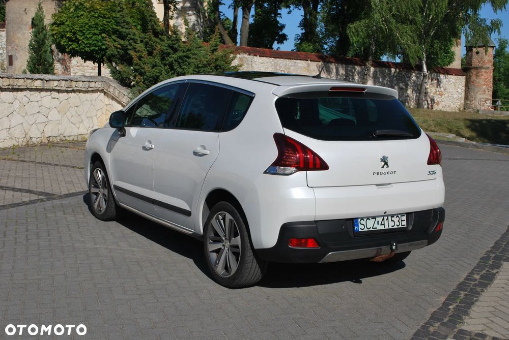 Peugeot 3008 HDi 115 Allure - 5
