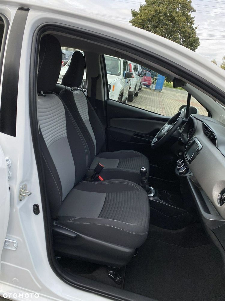 Toyota Yaris - 14