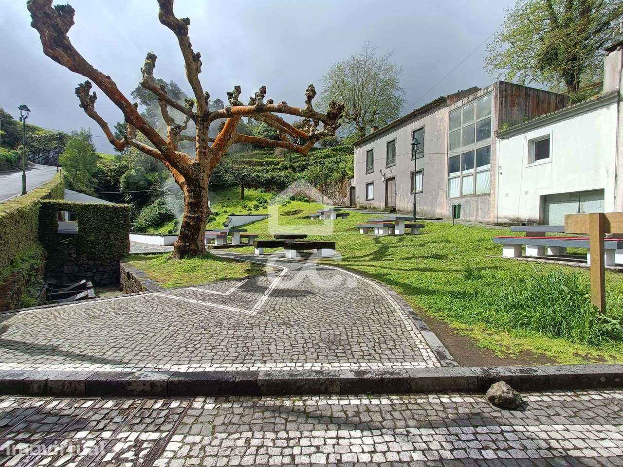 Moradia com 3+2 Quartos - Matriz - Ribeira Grande - Grande imagem: 2/28
