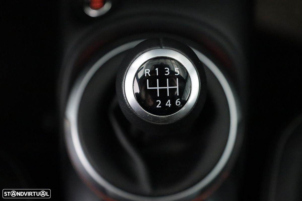 Nissan Juke 1.0 DIG-T Tekna - 16