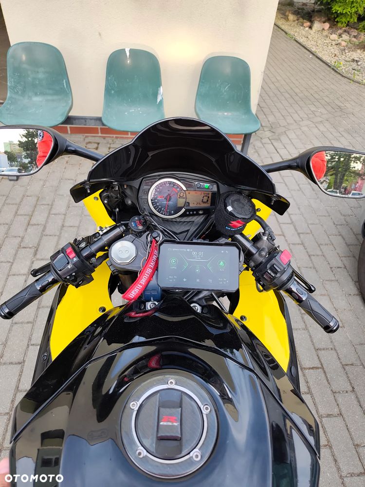 Suzuki GSX-R - 7