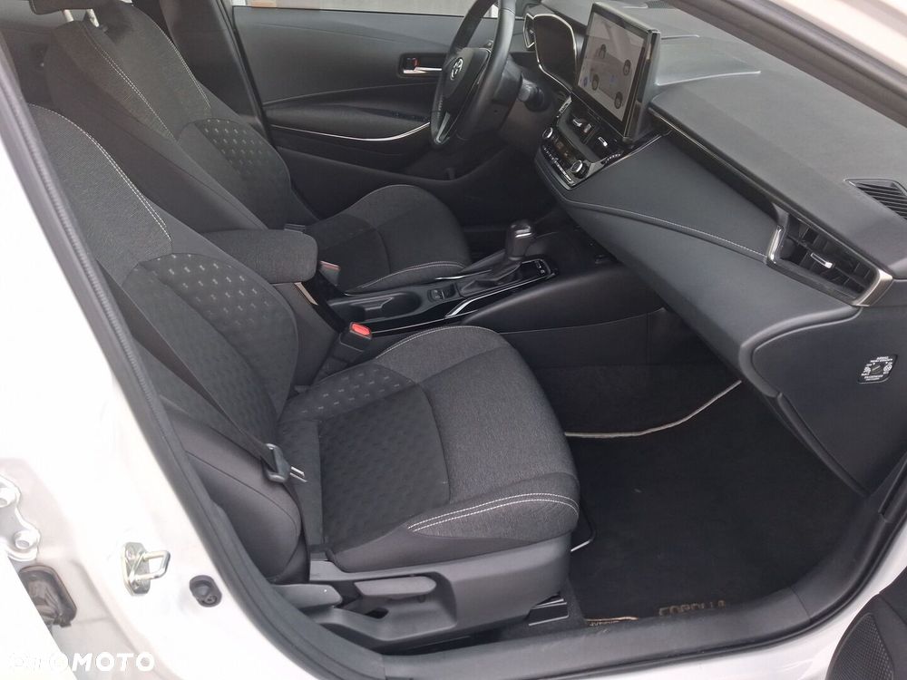 Toyota Corolla 1.8 Hybrid Comfort - 11