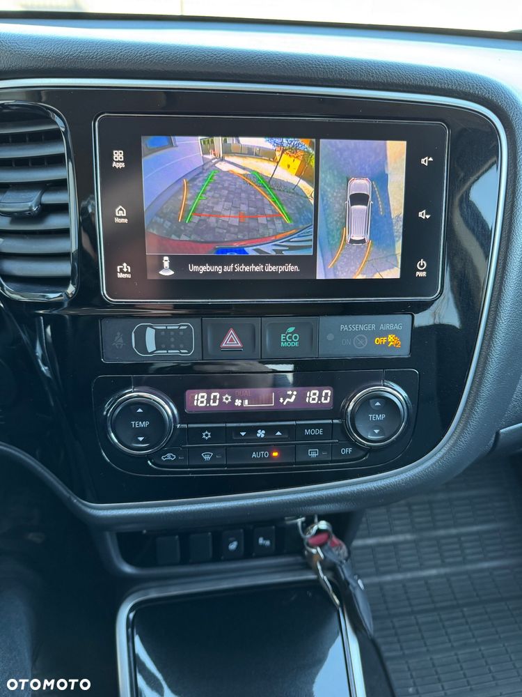 Mitsubishi Outlander - 5