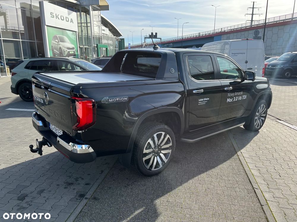 Volkswagen Amarok 3.0 V6 TDI 4Mot Aventura - 4