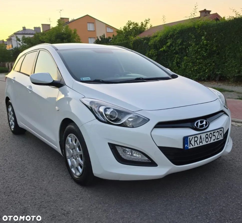 Hyundai i30 i30cw 1.4 Fifa World Cup Edition - 9