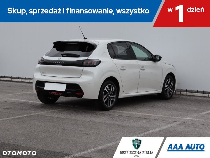 Peugeot 208 - 7