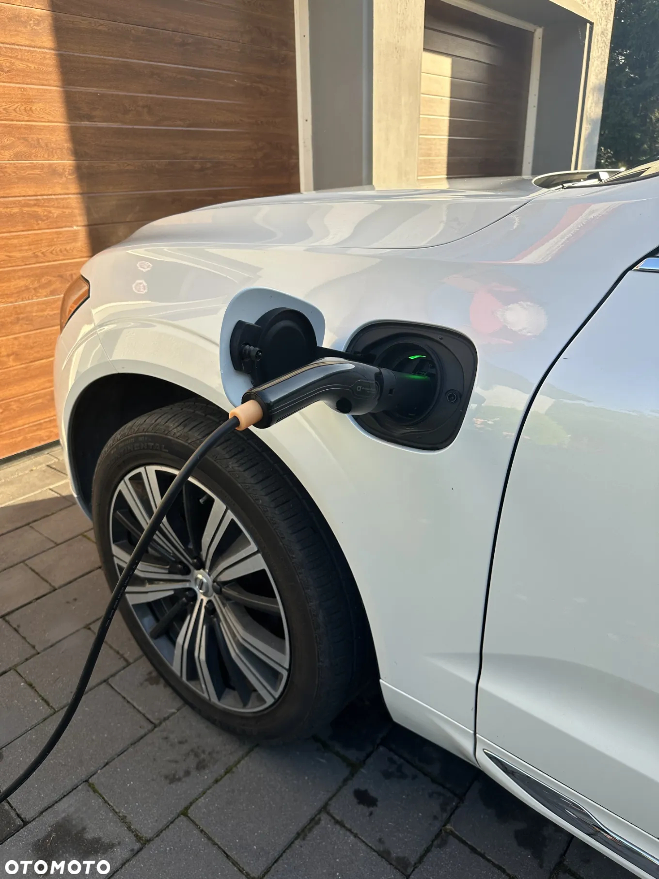Volvo XC 60 T8 AWD Recharge Geartronic RDesign - 37