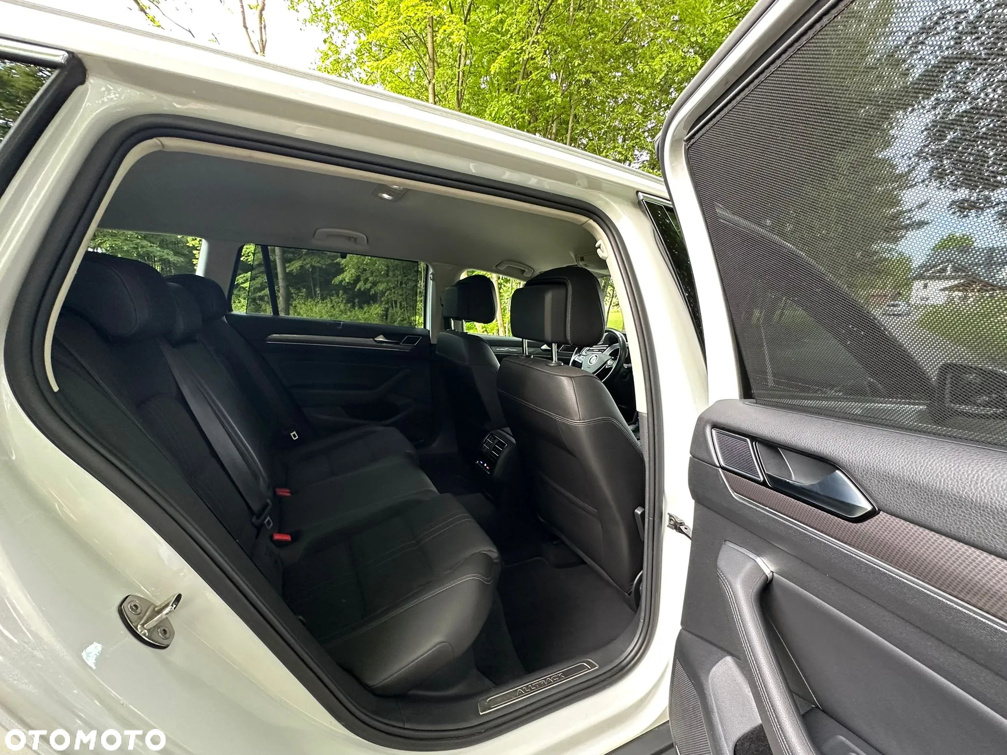 Volkswagen Passat Alltrack 2.0 TDI SCR 4Mot DSG - 27
