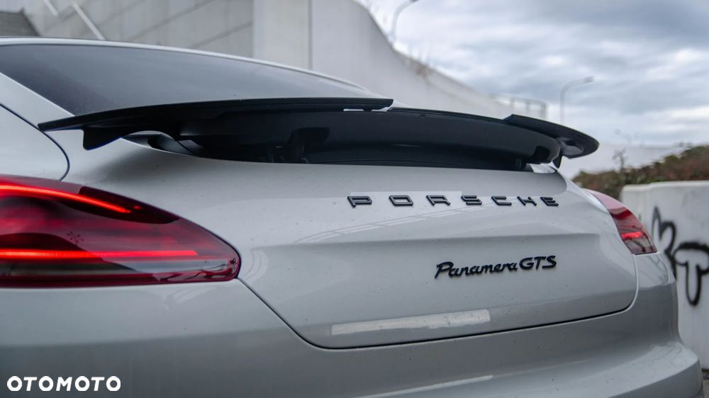 Porsche Panamera GTS PDK - 5