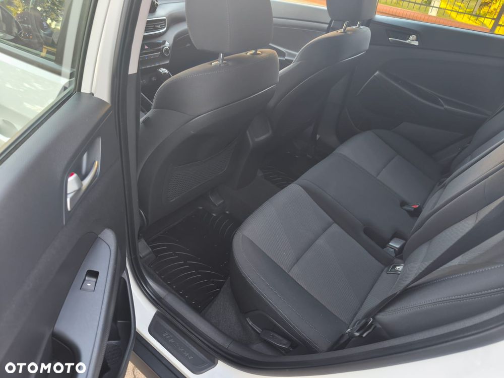 Hyundai Tucson 1.6 GDi 2WD Pure - 13